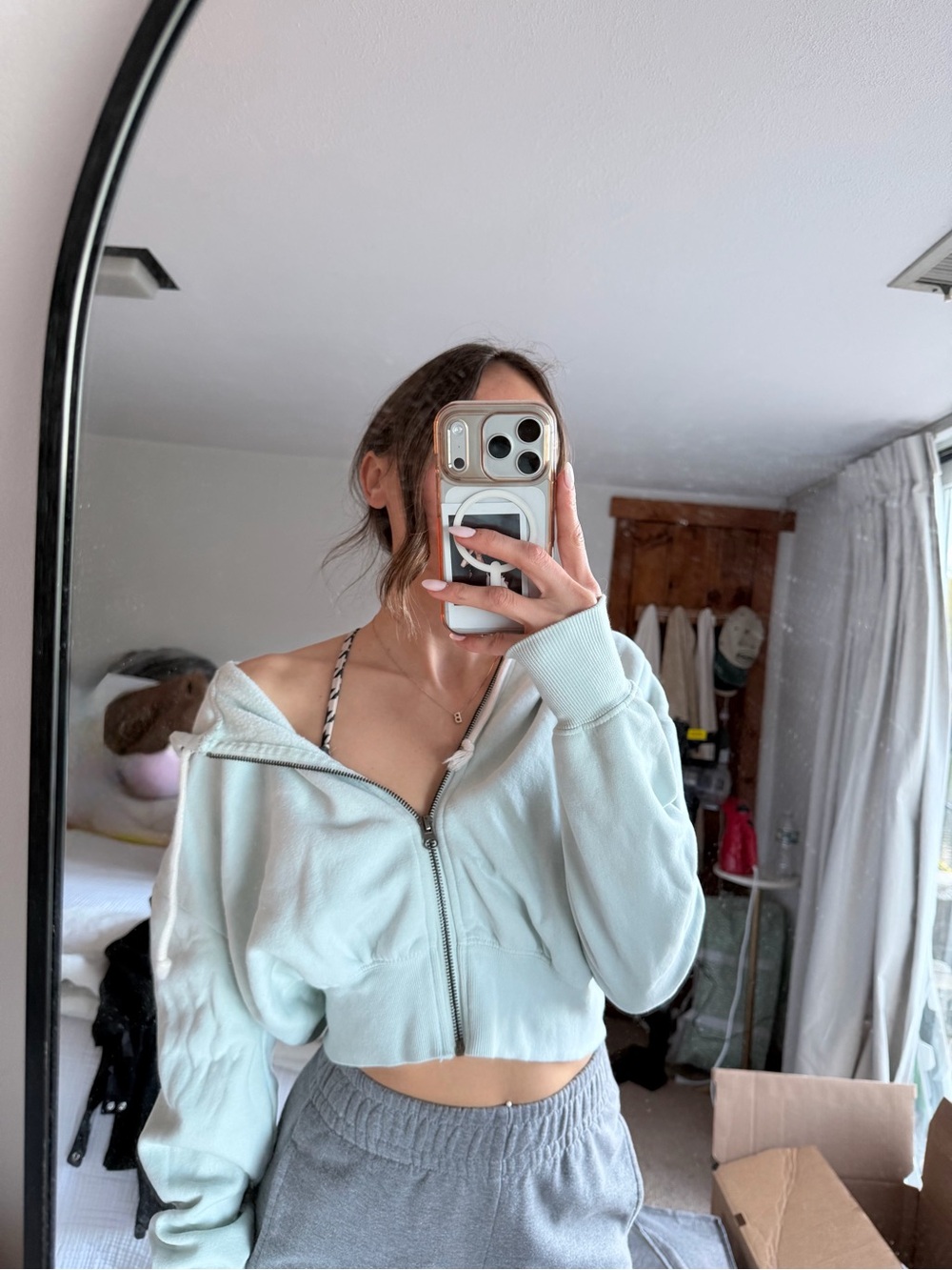 Light Mint Cropped Zip Hoodie with Light Gray Sweatpants